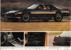 1982 Pontiac Firebird (Cdn)-02.jpg